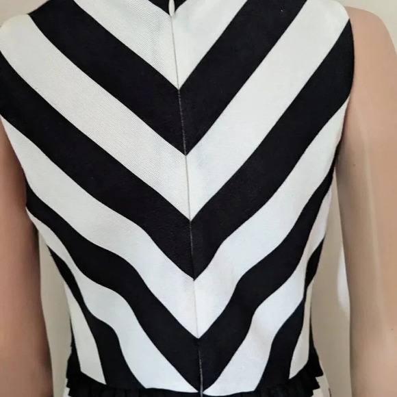 Anne Klein Loft Black and White Strip Dress Size 8 - Picture 6 of 8